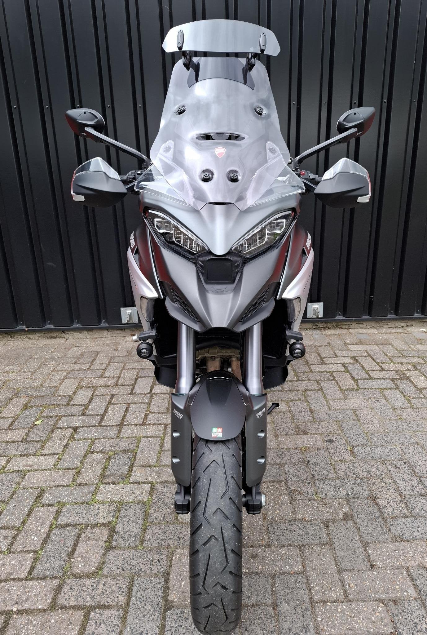 Ducati Multistrada V4 S Travel en Radar, Motoren, Motoren | Ducati, Info@ducati.com, Ducati North Europe B.V., Maanweg 174
2516 AB  Den Haag, NL