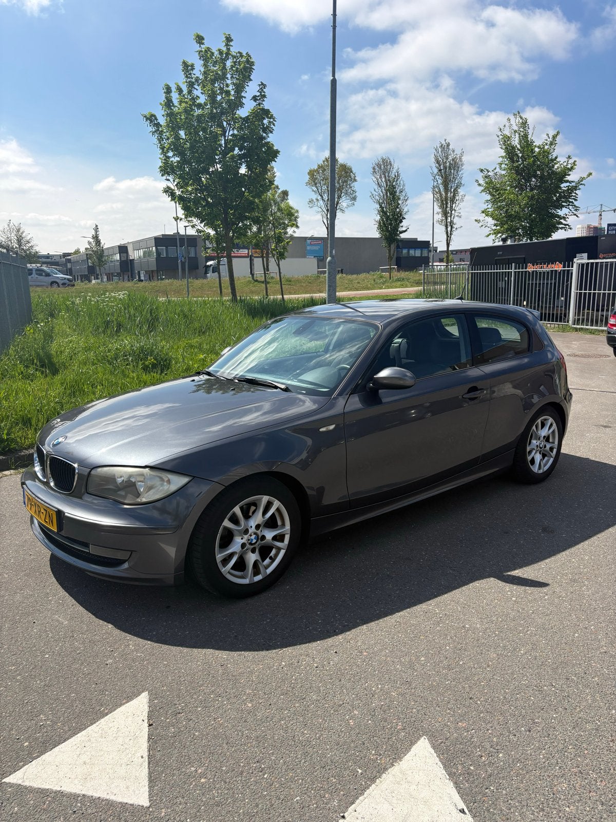 BMW 1-serie 2007 | APK tot mei 2027 | Motor defect, Auto's, BMW, 1-Serie, Achterwielaandrijving, 1995 cc, Origineel Nederlands