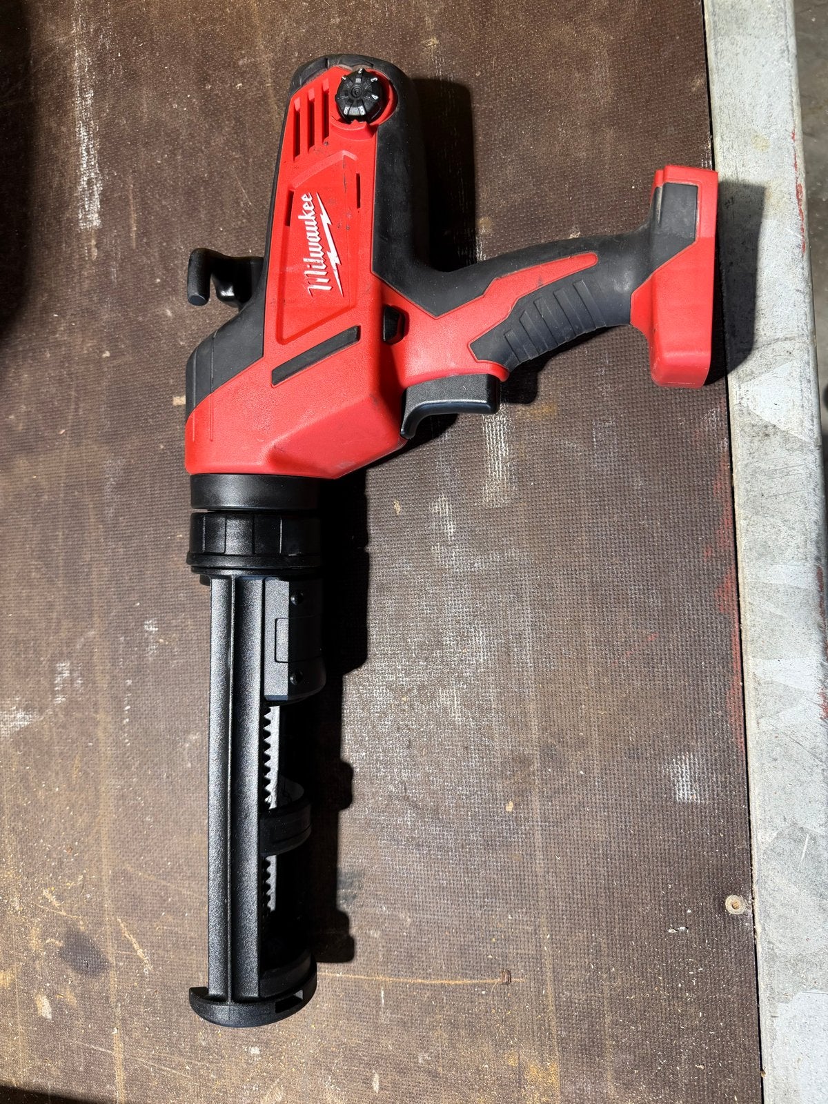 Milwaukee M18 C18PCG Kitpistool (Body), Doe-het-zelf en Verbouw, Gereedschap | Overige machines, Ophalen of Verzenden, Gebruikt