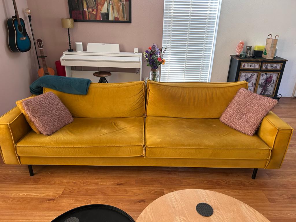 Bank: Nous Living Lexington (4 zits)- Okergeel, Gebruikt, Ophalen, Gebruikt, Stof