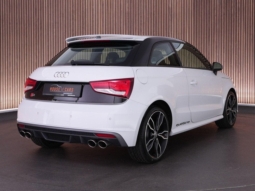 Audi S1 Quattro Pro Line Plus 2.0 330pk TFSI |Milltek sportu, Auto's, Audi, Gebruikt, 4 cilinders, 4 stoelen, Wit