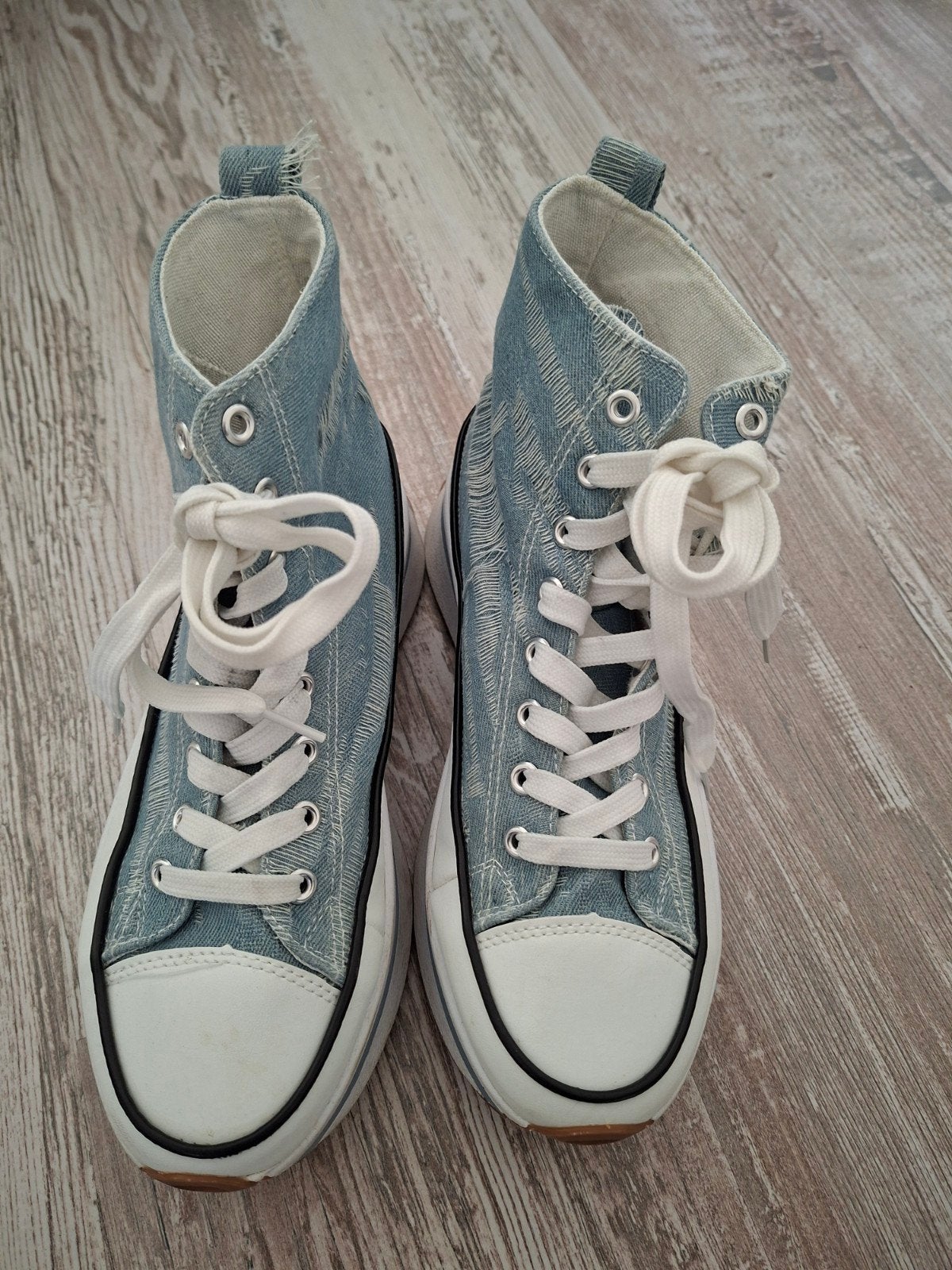 Hoge gympen, dikke zool, spijkerstof mt 40, Blauw, Ophalen of Verzenden, Sneakers of Gympen, Zo goed als nieuw