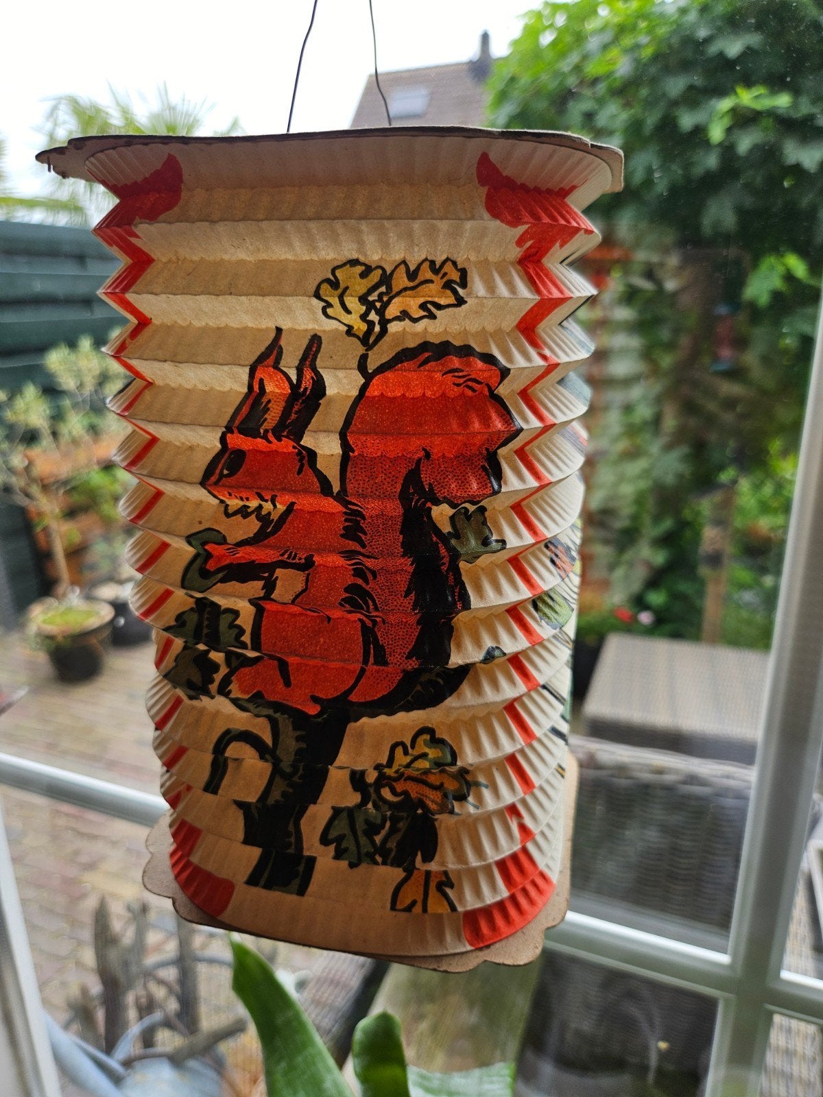 Vintage papieren lampion eekhoorn en vogels, Ophalen of Verzenden