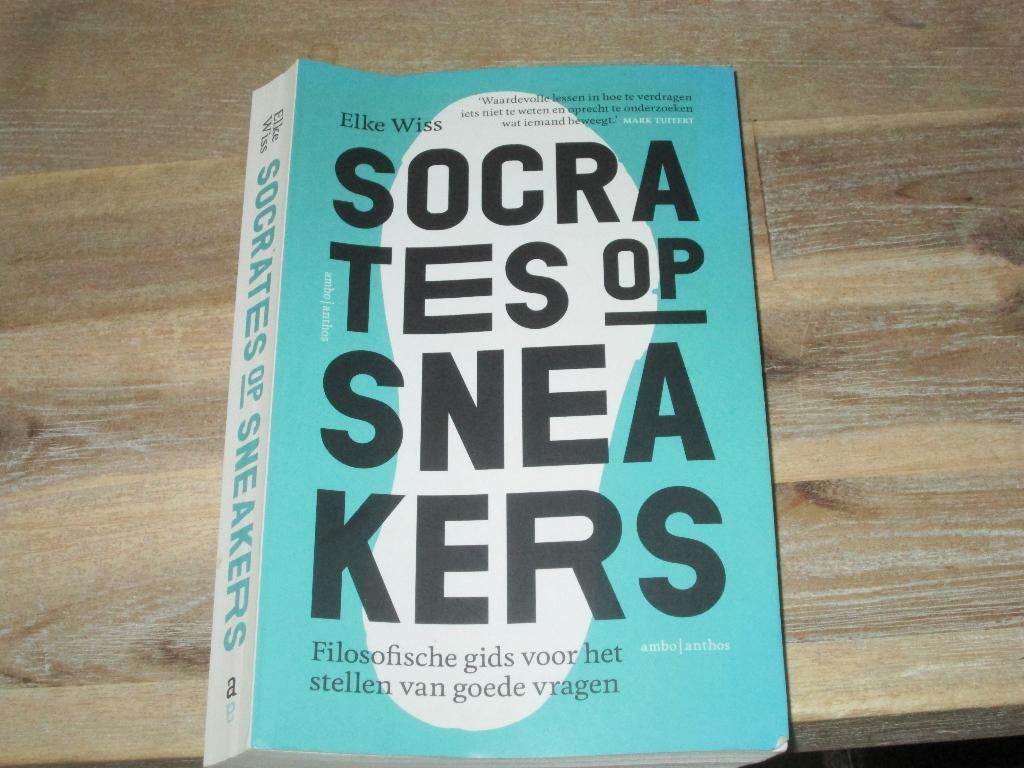 Socrates op sneakers Elke Wiss, Ophalen of Verzenden, Zo goed als nieuw