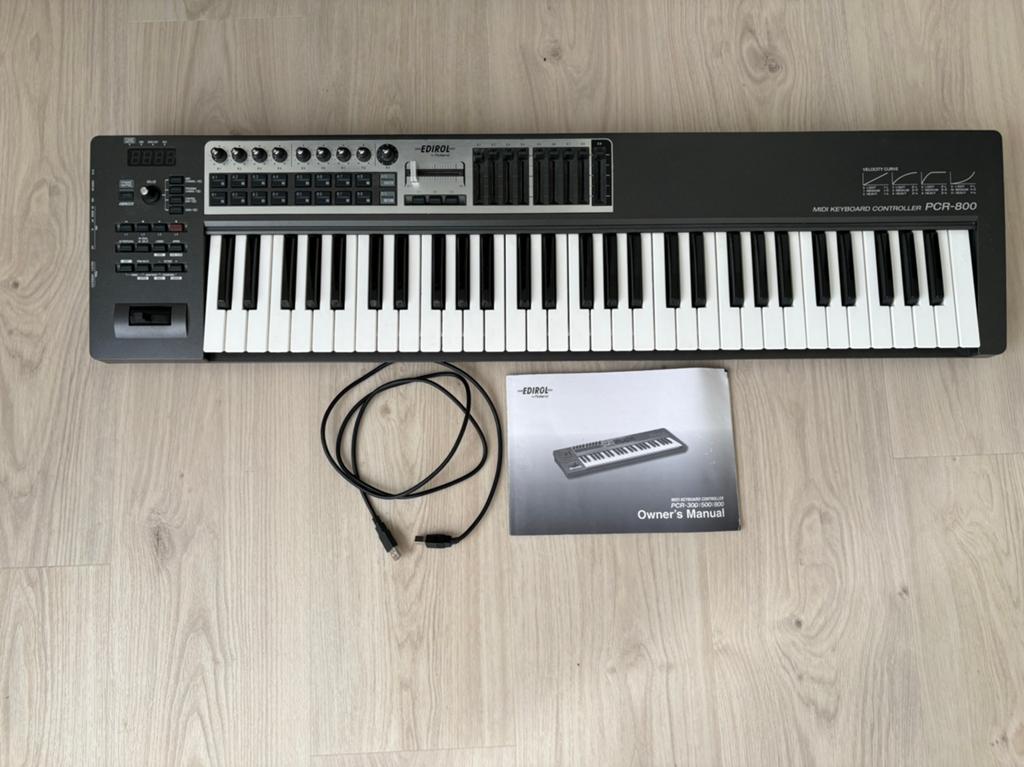 Roland Edirol PCR‑800 MIDI-controller, Muziek en Instrumenten, Ophalen, Gebruikt, 61 toetsen, Roland
