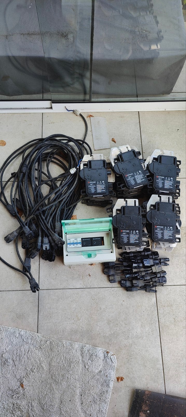 24 st Enphase IQ 7 + 2 Q Relay + C20max schakelaars, Ophalen, Overige typen