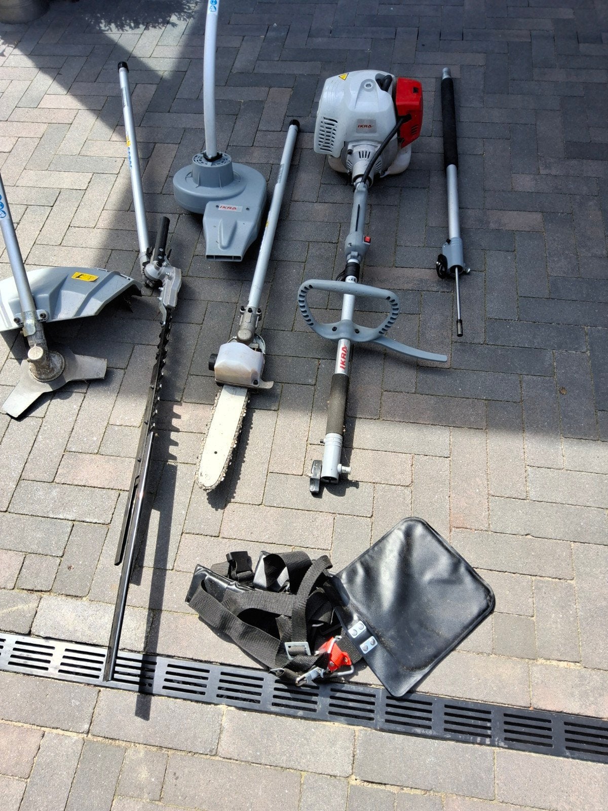 IKRA BENZINE 4 in 1 tuingereedschap, Tuin en Terras, Heggenscharen, Benzine, Ophalen