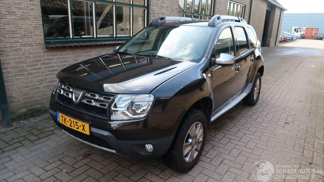 Dacia Duster Dacia Duster 1.6 SCe 4x2 (bj 2015), Dacia, Renault Deutschland AG, Zwart, Handgeschakeld