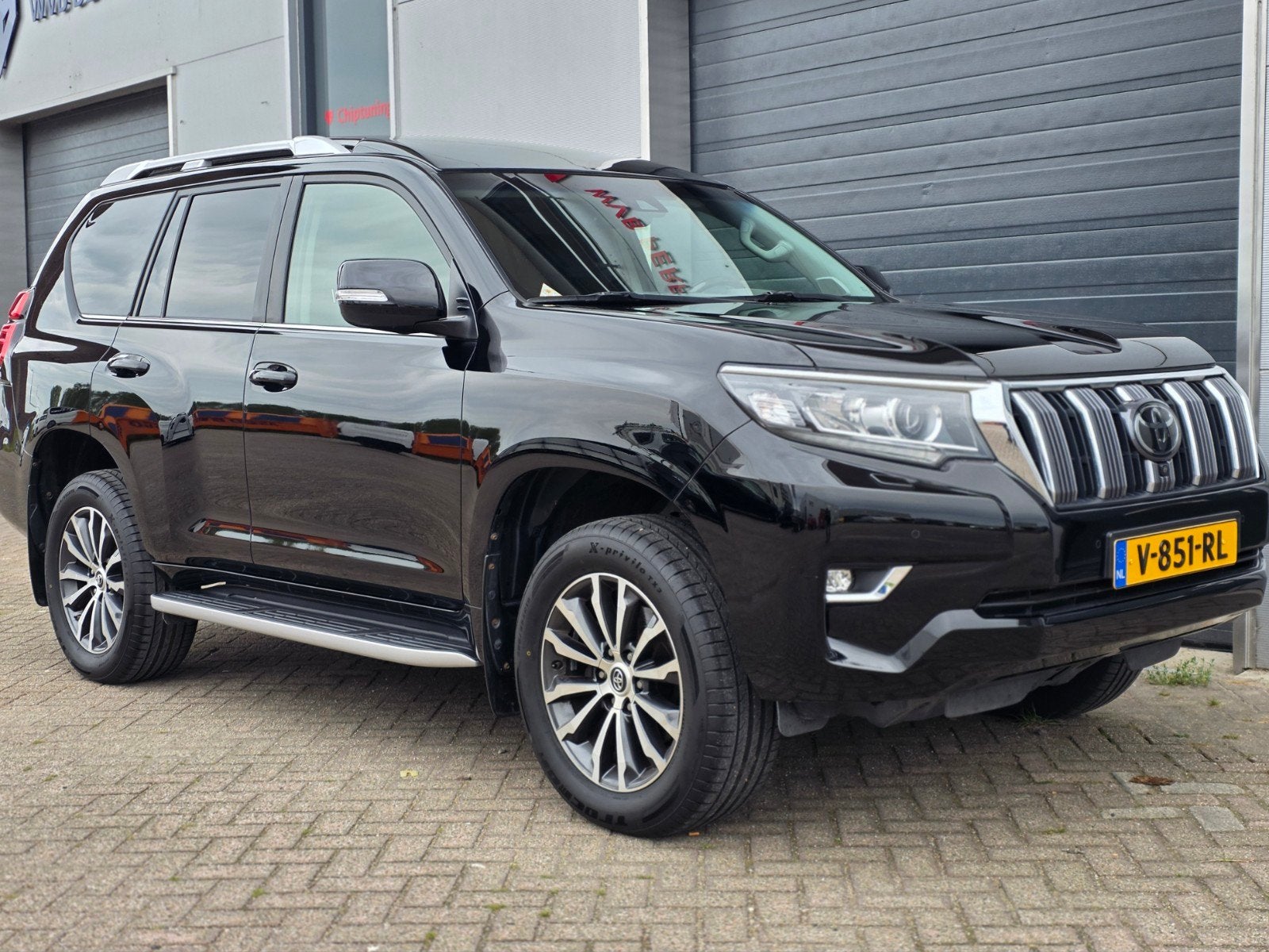 Toyota Landcruiser 2018 2.8 D-4D Executive (Grijs kenteken)