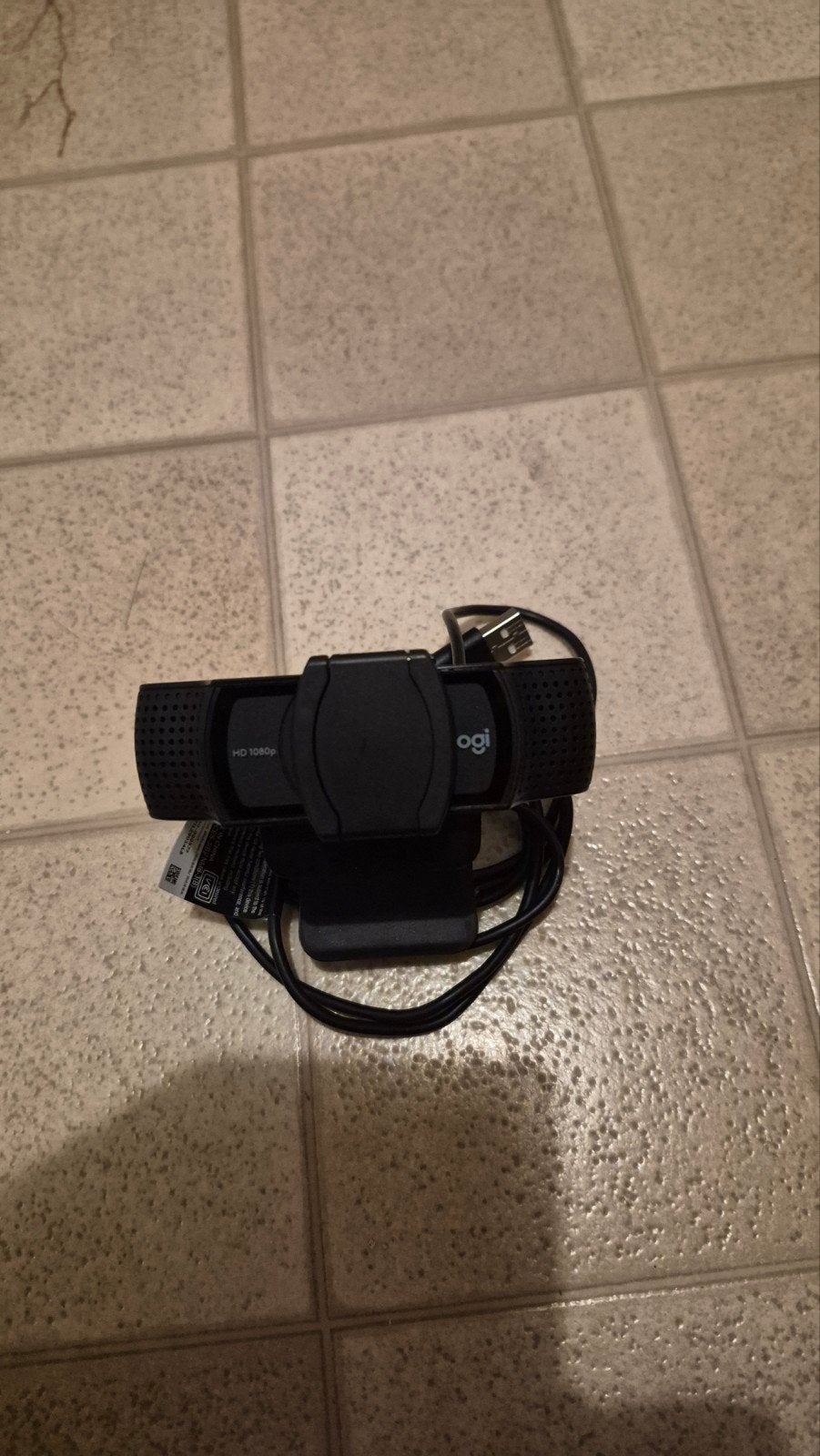 Logitech C920 HD 1080p Webcam met privacyschuif, Gebruikt, Logitech, Ophalen of Verzenden, Monitorclip
