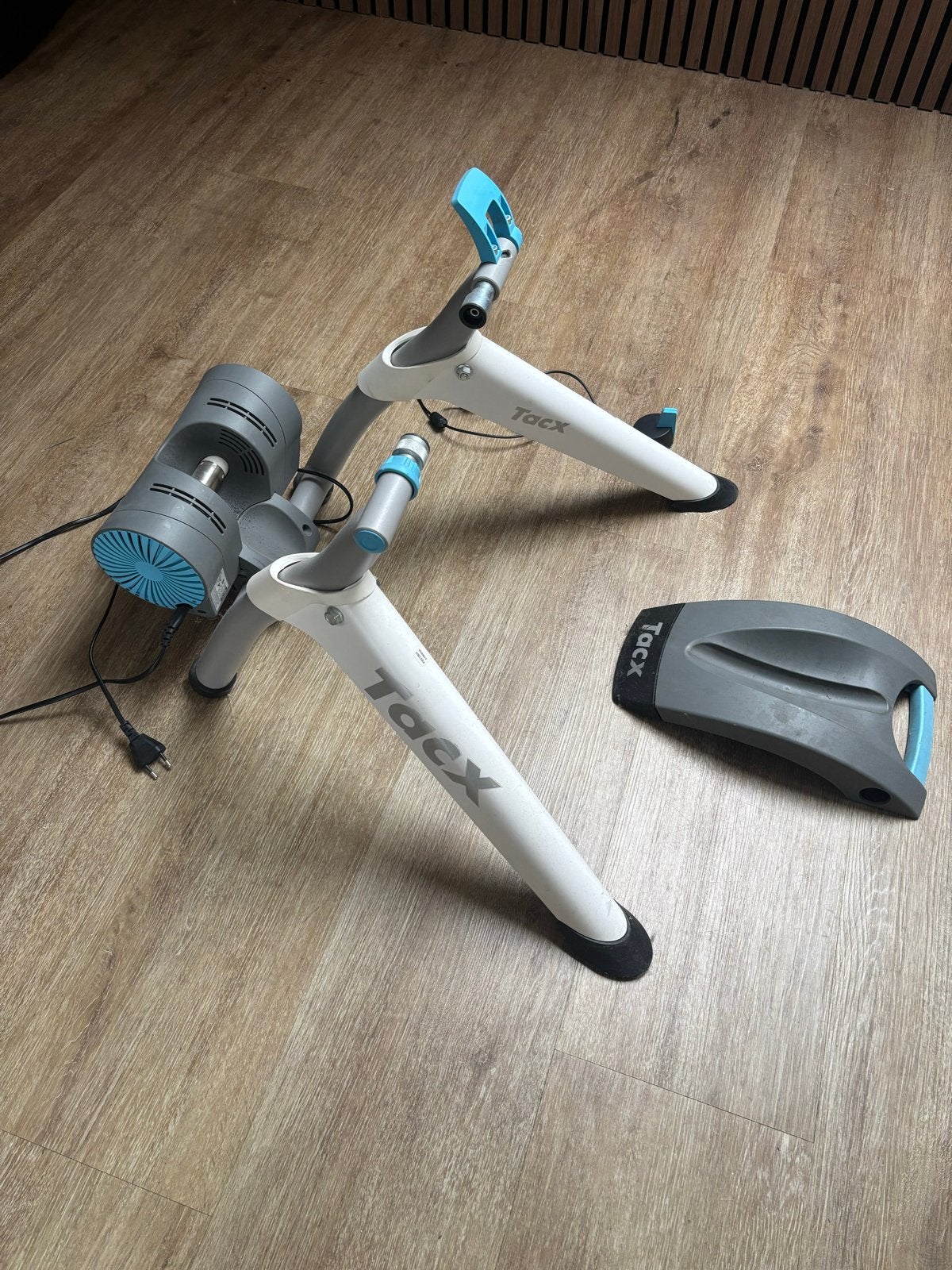 Tacx Vortex Smart fietstrainer met band en aspen, Ophalen of Verzenden, Gebruikt, Overige typen