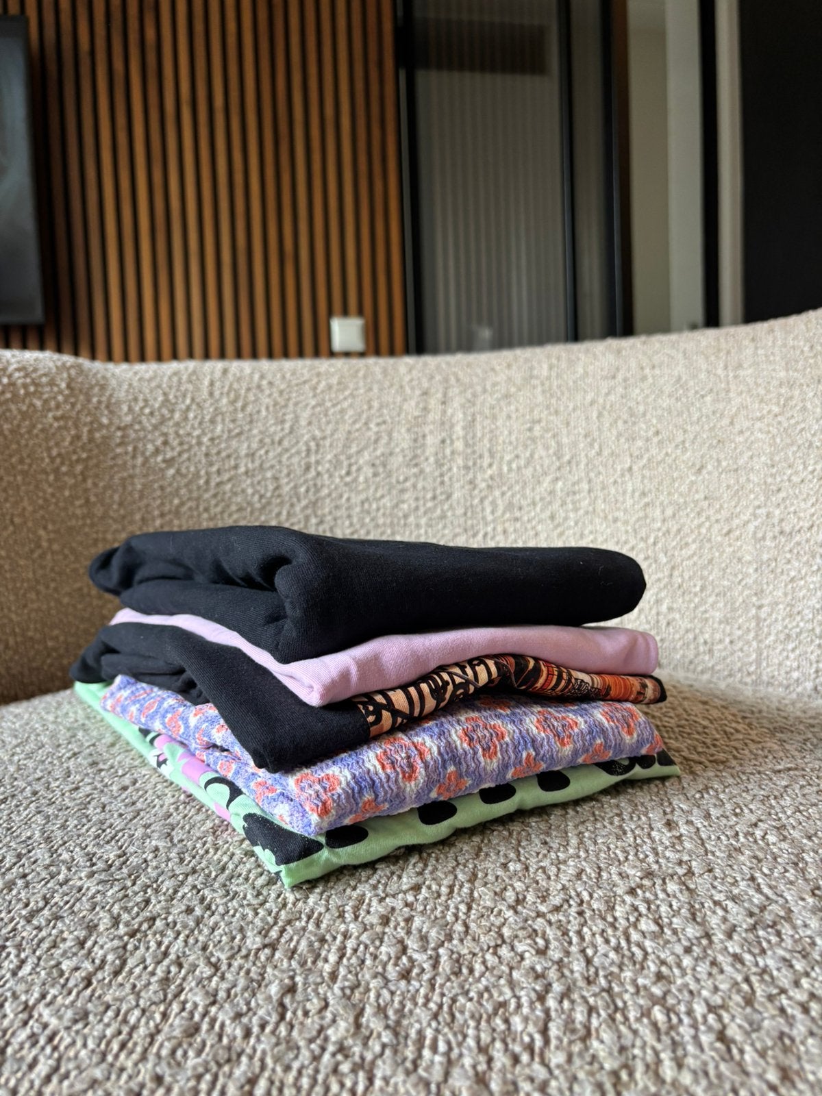 Kledingpakket met 5 shirt topjes, Verzenden, Zo goed als nieuw, Maat 38/40 (M)