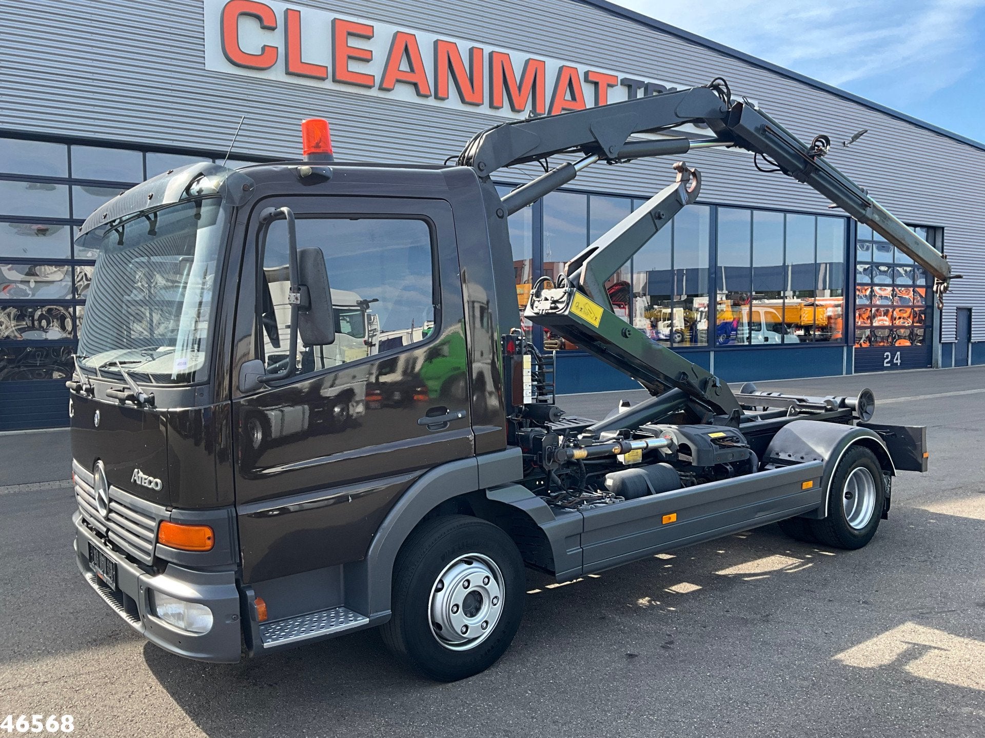 Mercedes-Benz Atego 818 Fassi 4 Tonmeter laadkraan, Auto's, Achterwielaandrijving, Mercedes-Benz, 2 stoelen, 177 pk