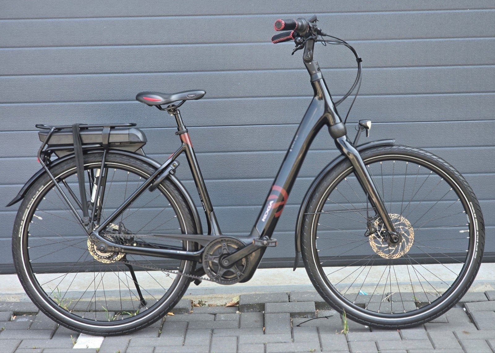 Weinig Km Koga E Nova Evo Elektrische fiets, Versnellingen, 56 cm of meer, Zo goed als nieuw, Ophalen