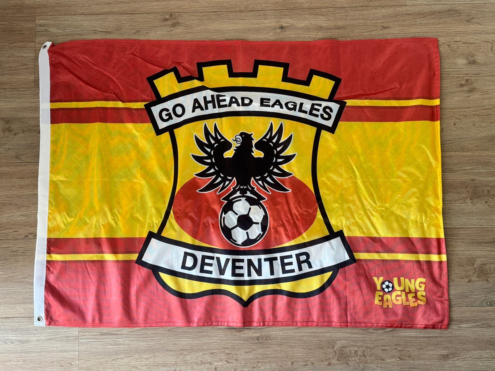 Go Ahead Eagles vlag, Ophalen of Verzenden, Zo goed als nieuw