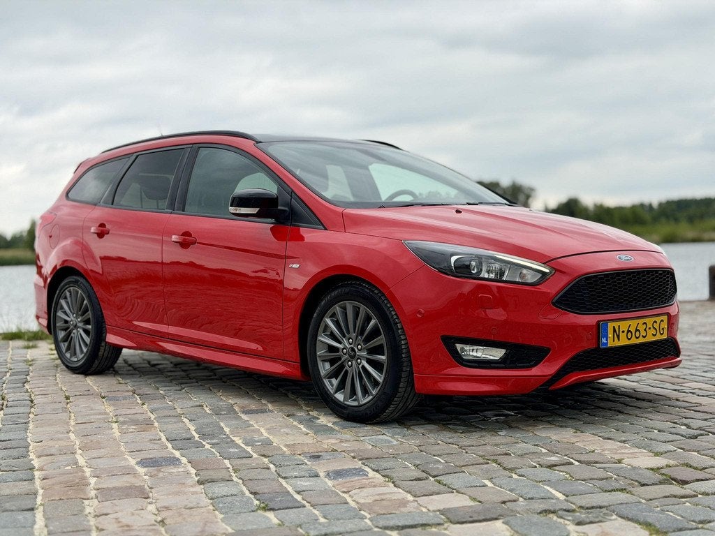 Ford Focus 1.5 EcoBoost ST Business|183PK|Nieuwe D-riem/Turb, Auto's, Ford, Lane Keeping Assist, Stof, 690 kg, 3 cilinders