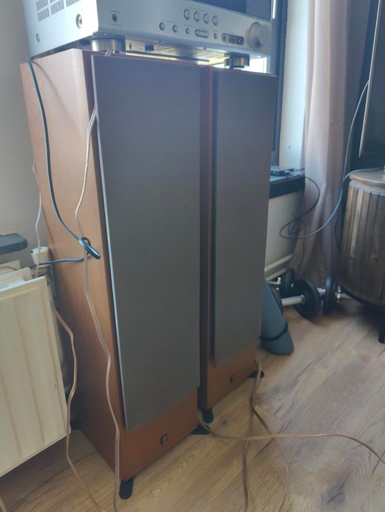 Yamaha NS-50F Vloerstaande Speakers, Audio, Tv en Foto, Luidsprekers, Zo goed als nieuw, 60 tot 120 watt, Front, Rear of Stereo speakers
