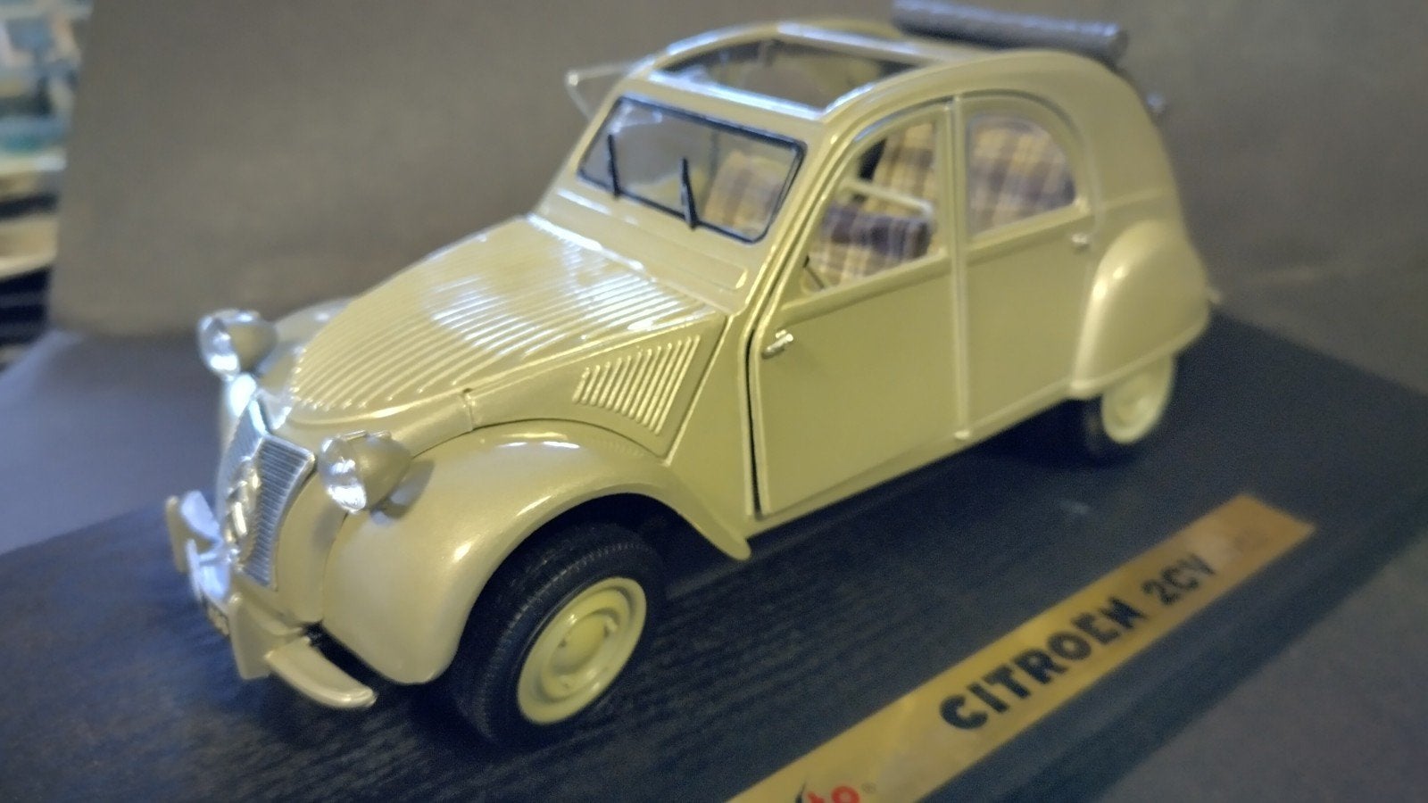 Citroen 2cv 1952 1:18 Maisto Pol, Maisto, Auto, Verzenden, .