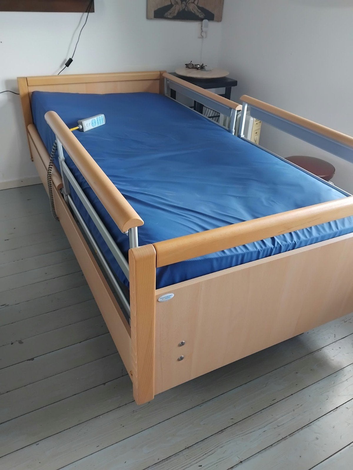 verpleeg/revalidatie bed 90  200, Huis en Inrichting, Slaapkamer | Bedden, Ophalen, Gebruikt, 90 cm, Eenpersoons