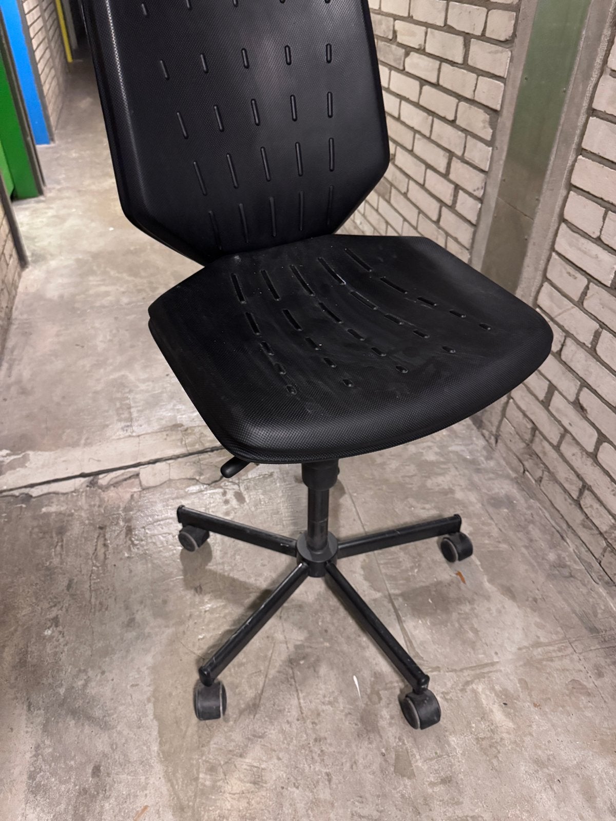 Bimos Profi 9533 werkstoel, Ophalen, Zo goed als nieuw, Zwart