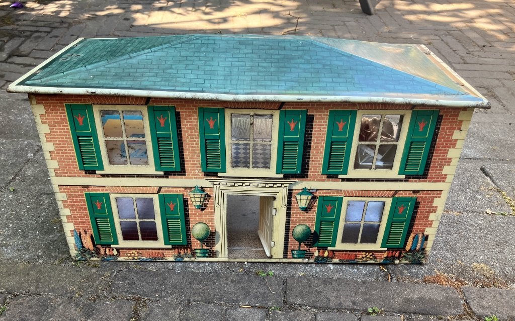 Vintage poppenhuis van blik door Mettoy, Verzamelen, Poppenhuizen en Toebehoren, Ophalen of Verzenden, Gebruikt, Poppenhuis