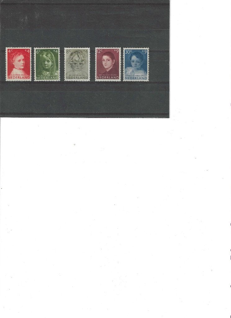702-706 Kinderzegels. Ongebruikt, Ophalen of Verzenden, Na 1940