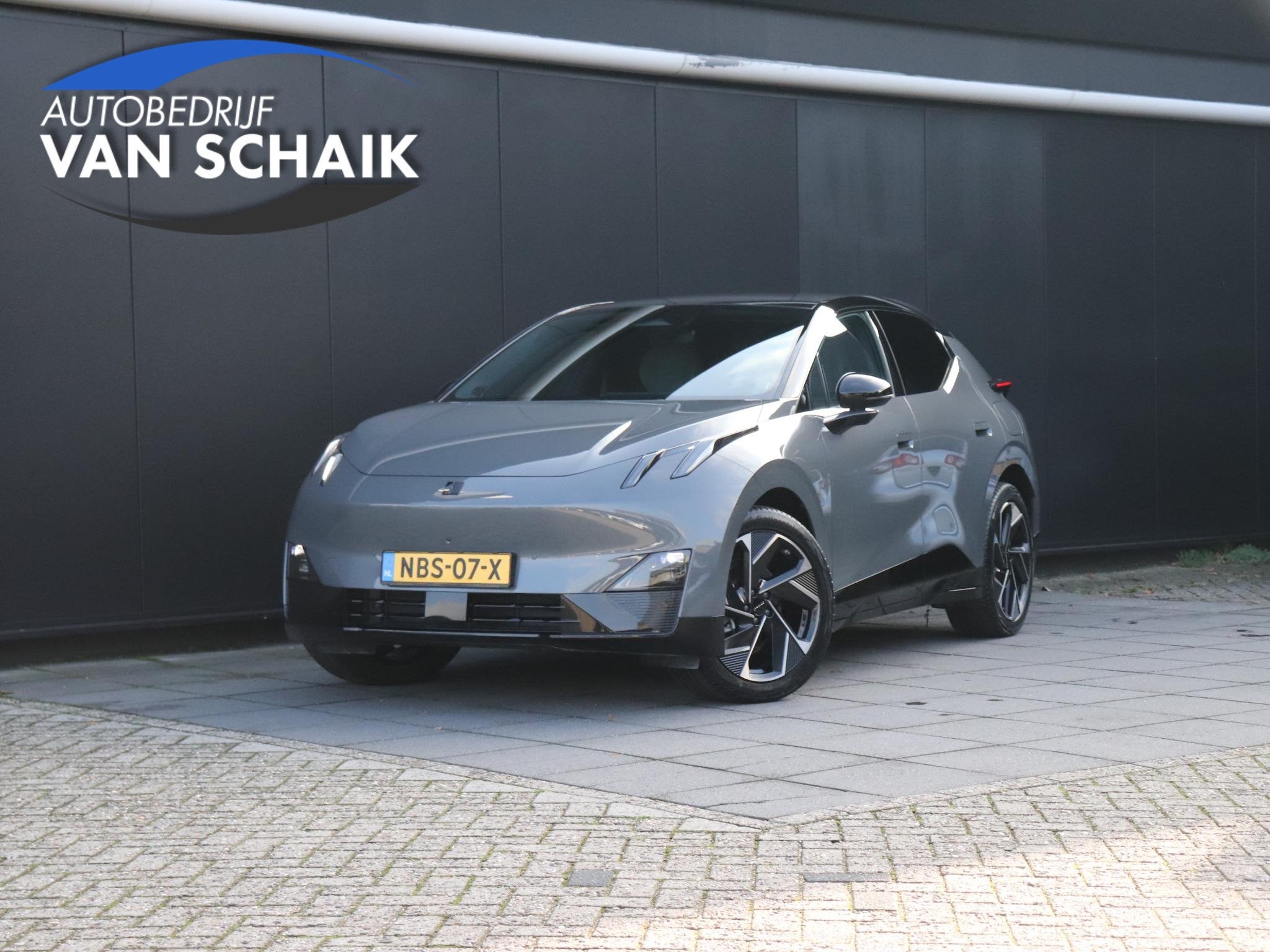 Lynk & Co 02 More 66 kWh | LEDER | PANO | H&K | 360° CAMERA, Auto's, Automaat, Dealer onderhouden, Achterwielaandrijving, Gebruikt