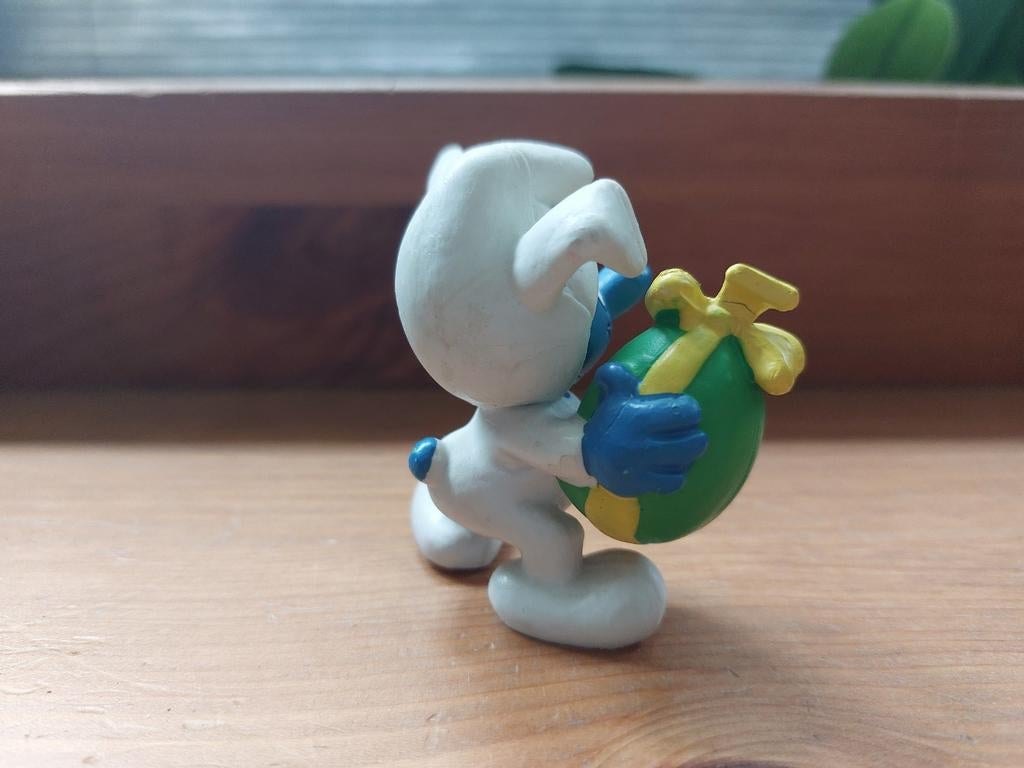 Paassmurf met paasei 20496 De Smurfen pasen paashaas, Verzamelen, Smurfen, Ophalen of Verzenden