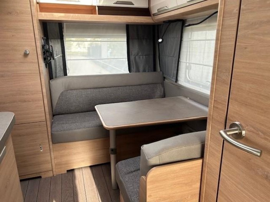 Knaus Sudwind Black Selection 420 QD 2026, Dwarsbed, Bedrijf, Treinzit, 4 tot 5 meter