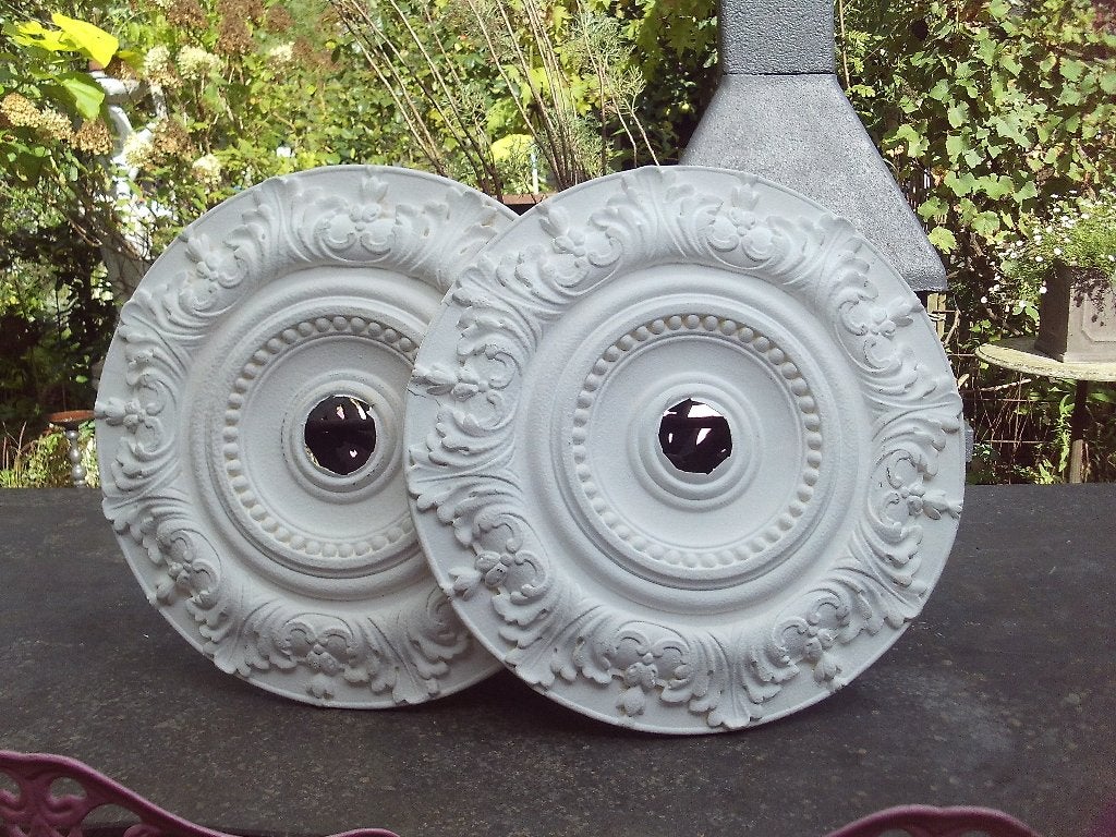 2 Kunststof rozetten/Plafond ornamenten 51 cm breed, Ophalen of Verzenden