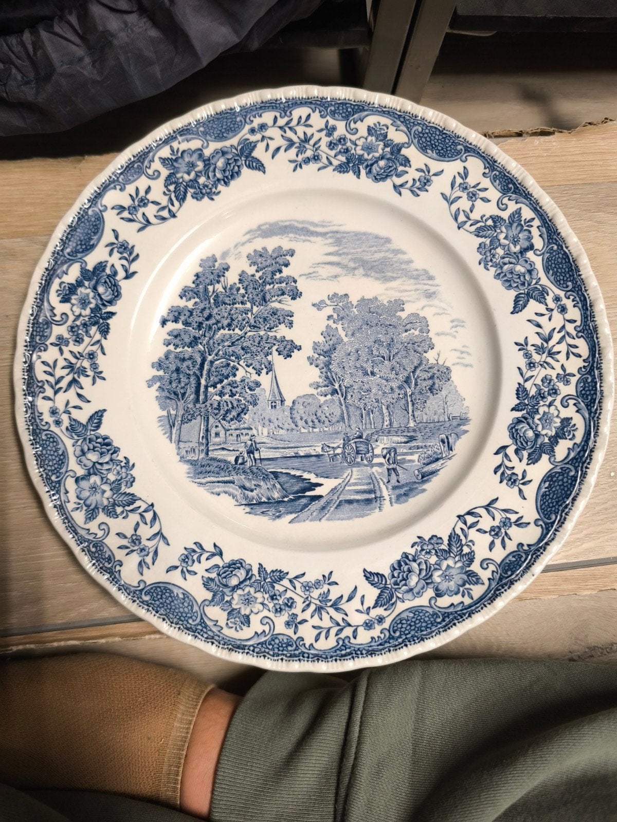 Diverse porseleinen borden - Imari, Royal Tudor, China, Antiek en Kunst, Ophalen of Verzenden