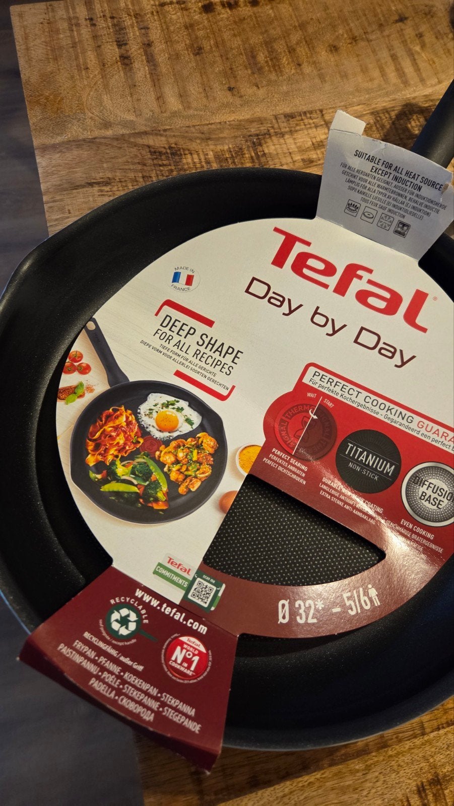 Tefal Day by Day Koekenpan - 32 cm - Titanium Anti-aanbak, Ophalen, Tefal, Antiaanbaklaag, Nieuw