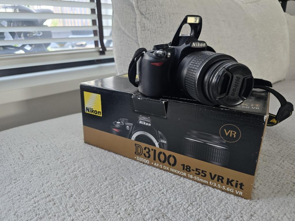 Nikon D3100 + veel accessoires + aparte flitser, Audio, Tv en Foto, Fotocamera's Digitaal, Ophalen, Spiegelreflex, Zo goed als nieuw