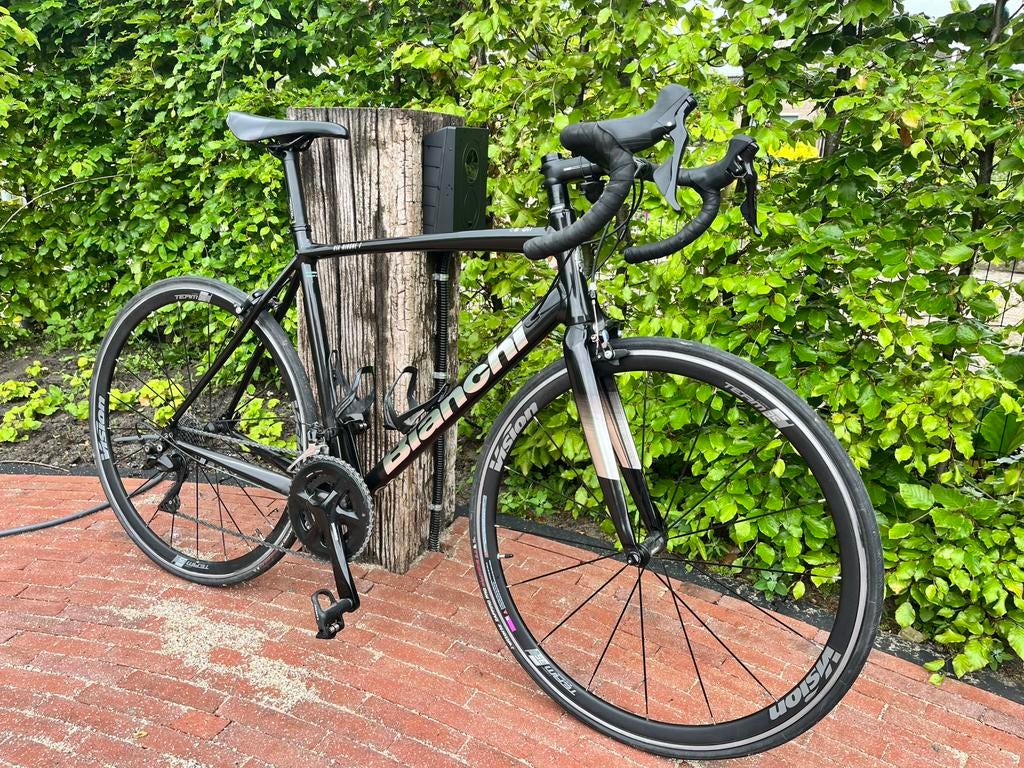 Mooie Bianchi Via Nirone 7 Racefiets, Fietsen en Brommers, Fietsen | Heren | Sportfietsen en Toerfietsen, Zo goed als nieuw, Overige merken