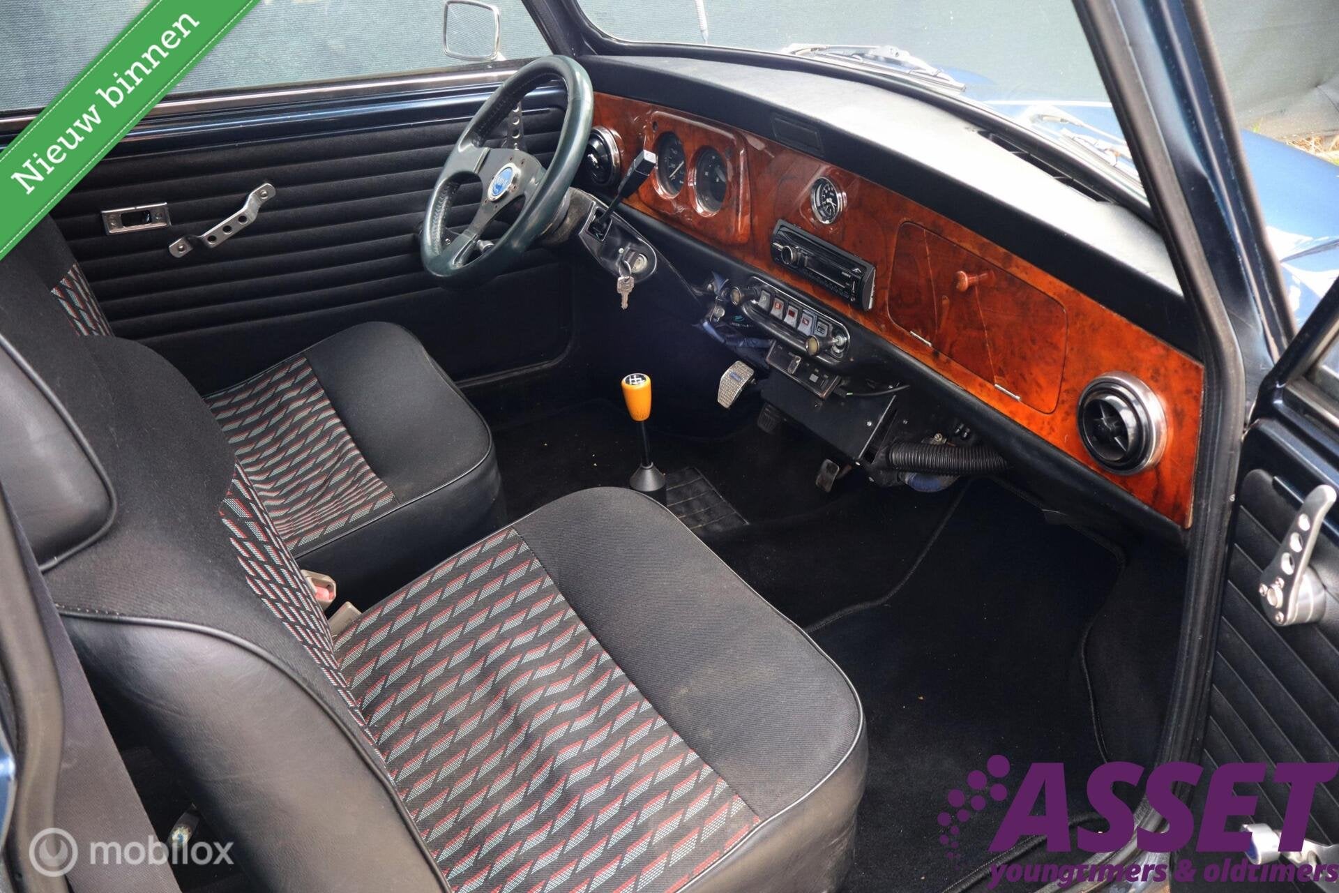 Austin Mini 1000 Mayfair | NL auto | apk 07-2028 | Classic, Auto's, Voorwielaandrijving, Stof, Gebruikt, Zwart