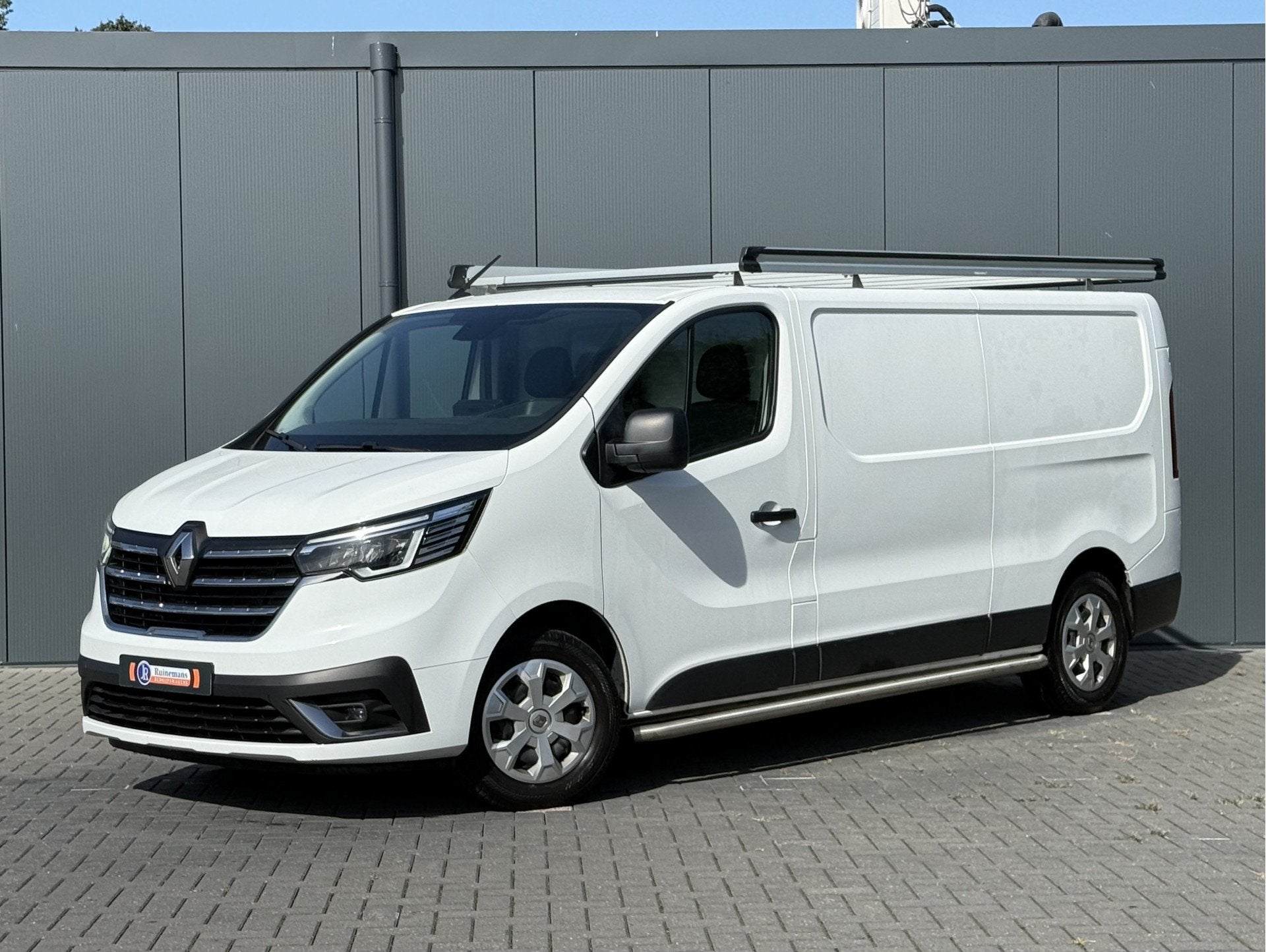 Renault Trafic 2.0 dCi / L2H1 / WORDT VERWACHT / TREKHAAK /, Voorwielaandrijving, Gebruikt, Euro 6, 4 cilinders