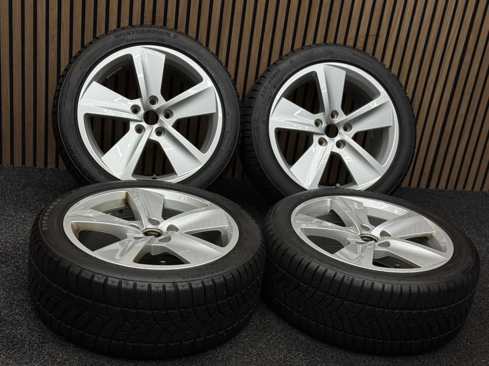 WINTER! Originele 17 inch Seat Leon 5F 5x112 ET51 225/45/17, Ophalen, ., Banden en Velgen, 17 inch