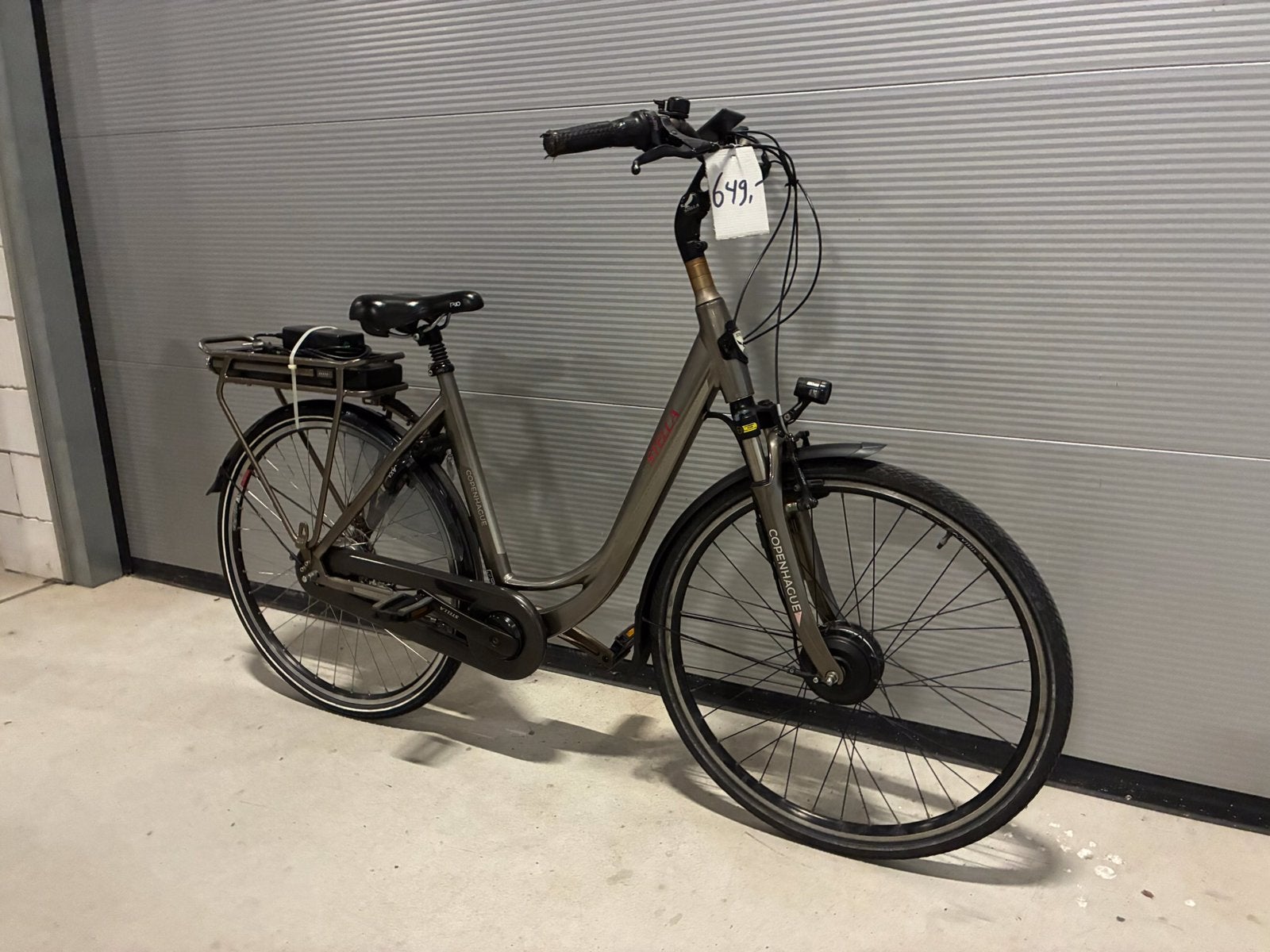 Stella Copenhague inperfecte staat met nieuwe display., Gebruikt, 51 tot 55 cm, 50 km per accu of meer, Ophalen