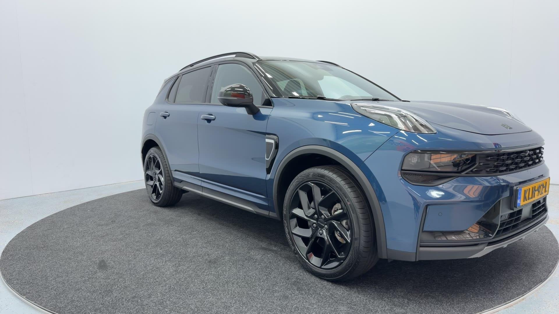 Lynk en Co 01 1.5 MY23 – Zwarte hemel & BlackPack in topst, Auto's, Dealer onderhouden, Stof, Euro 6, Met garantie (alle)