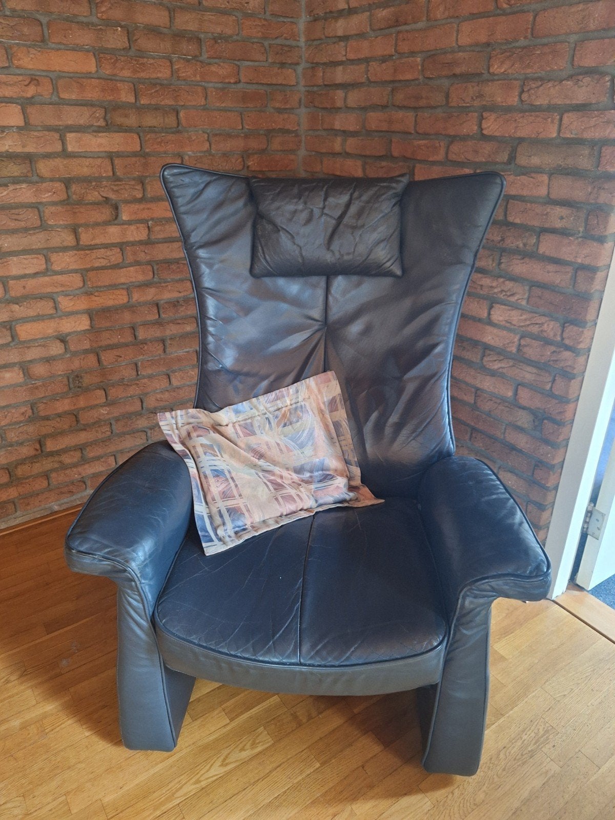 Twee fauteuils, Huis en Inrichting, Fauteuils, Ophalen of Verzenden, 75 tot 100 cm, Leer, 50 tot 75 cm