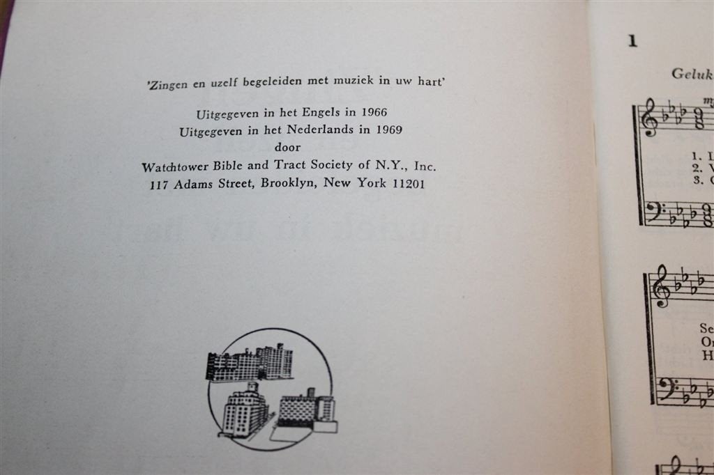 Zingen en Uzelf Begeleiden — Jehovah Liedboek 1969, Boeken, Ophalen of Verzenden, Gelezen