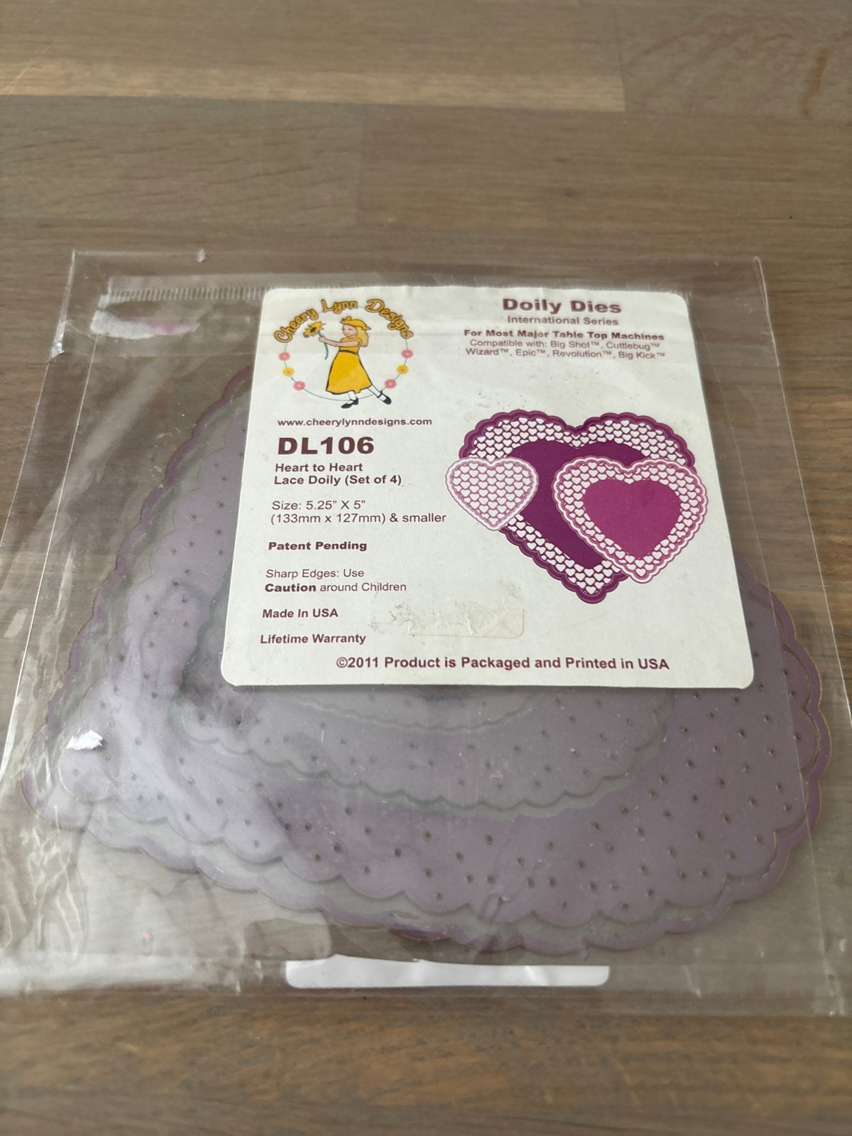 Cherry Lynn Designs Doily Dies DL106 Hartjes Stansset, Ophalen of Verzenden, Zo goed als nieuw, Frame of Mal