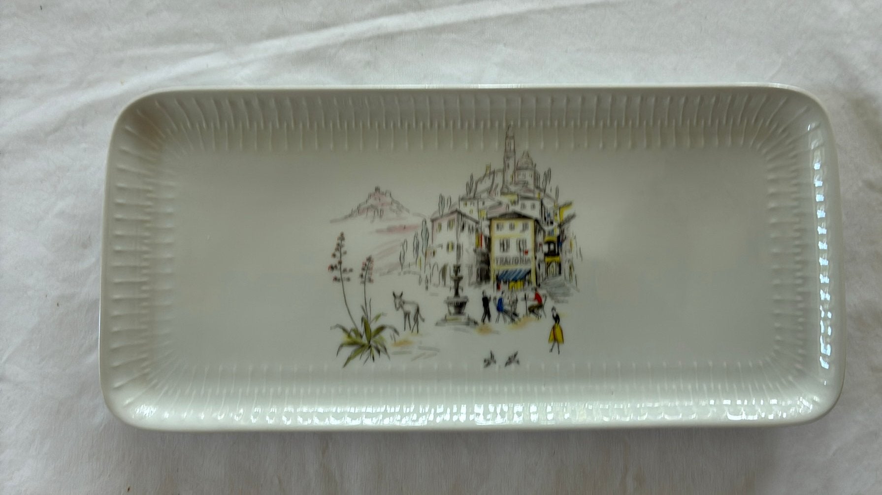 Cakeschaal Hutschenreuther, model Apart, Antiek en Kunst, Ophalen of Verzenden