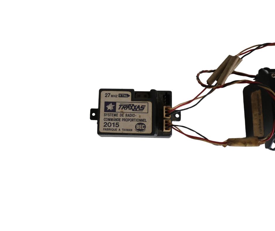 Traxxas ontvanger + 2x Robbe RS 10 servo 1/10 rc auto, Ophalen of Verzenden, Gebruikt, Onderdeel