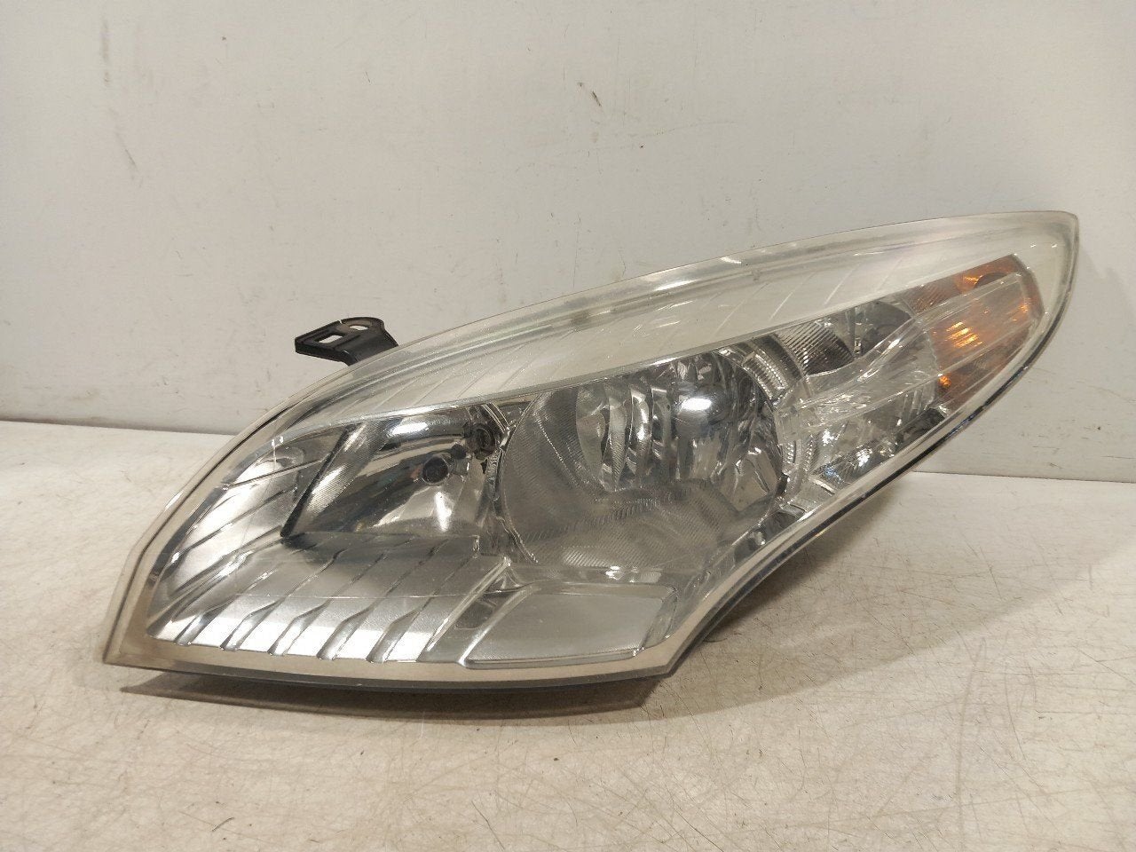 Koplamp links Renault Mégane, Onderdelen@venauto.nl, Van der Ven Autorecycling B.V., Gebruikt, Ettenseweg 76, 4706 PB Roosendaal, The Netherlands
