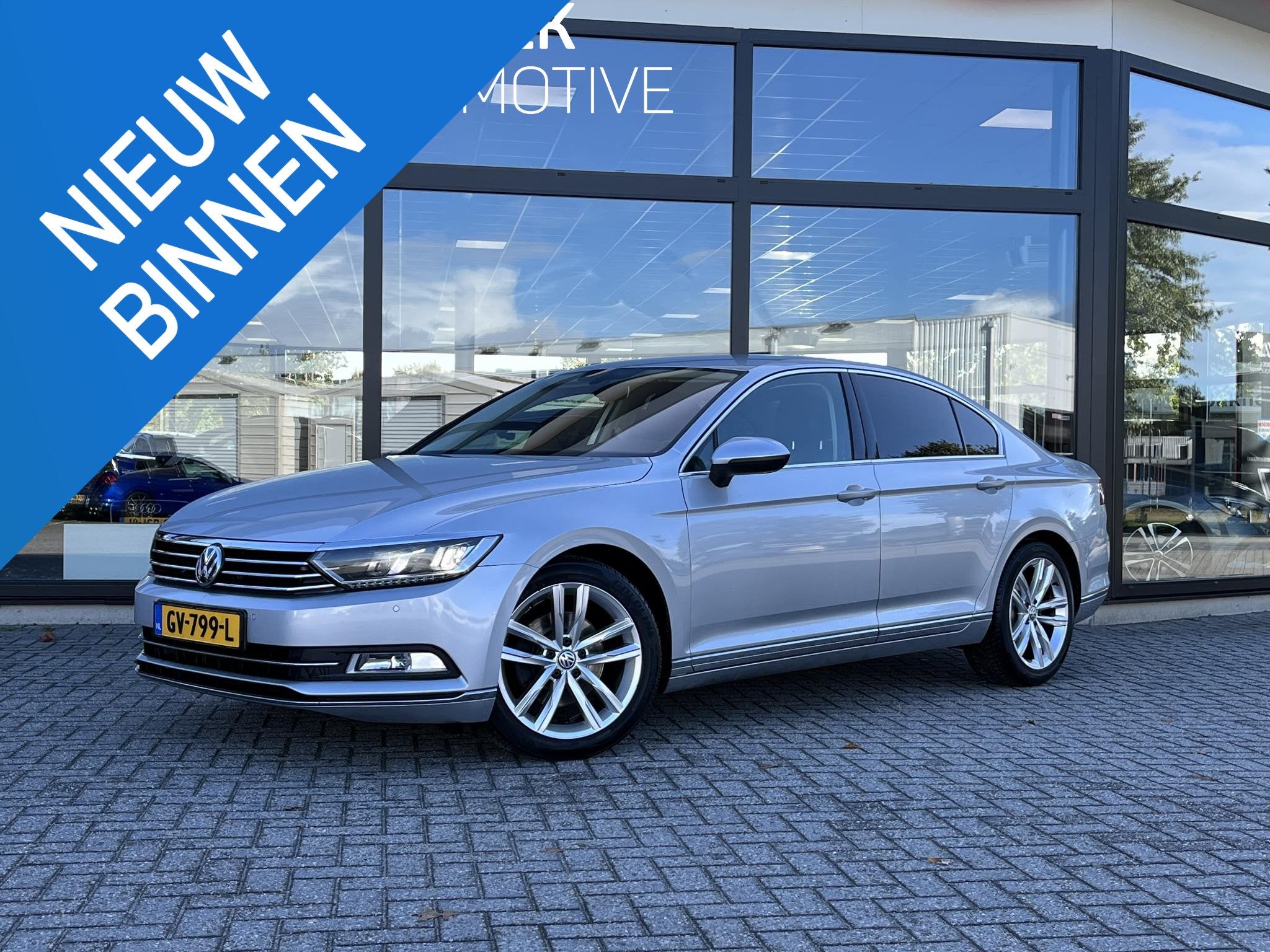 Volkswagen Passat 1.8TSI Highline CAM/STOELVERW/LEER, 1380 kg, 4 cilinders, Met garantie (alle), 179 pk
