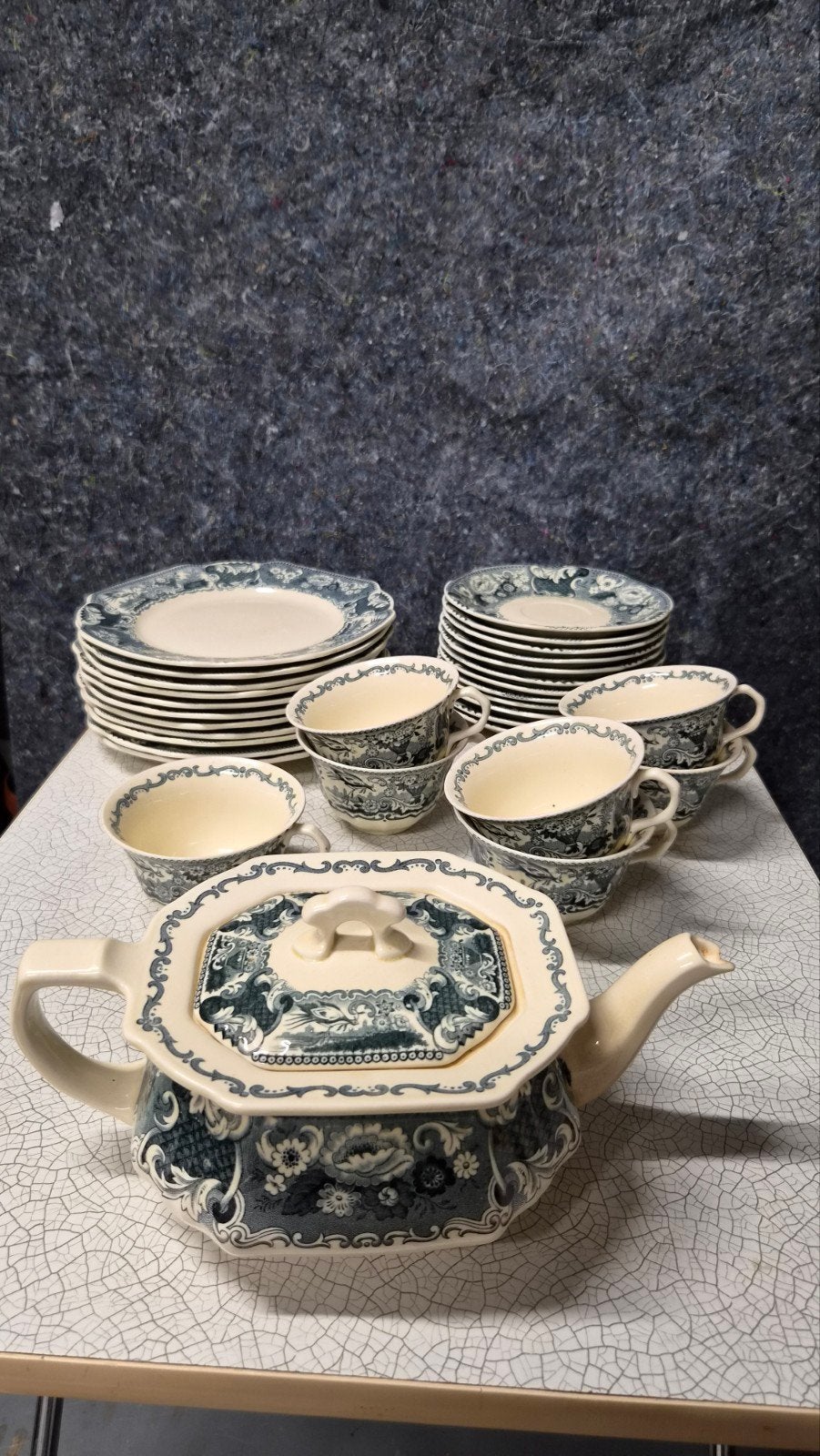 Servies decor Victoria van Société Céramique Maastricht, Ophalen