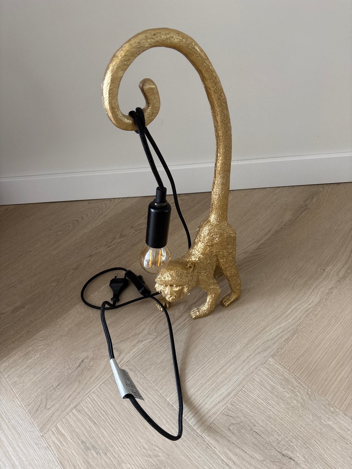Gouden Apenlamp - Unieke Tafellamp met Speels Design, Kunststof, Overige merken, Goud, E27 (groot)