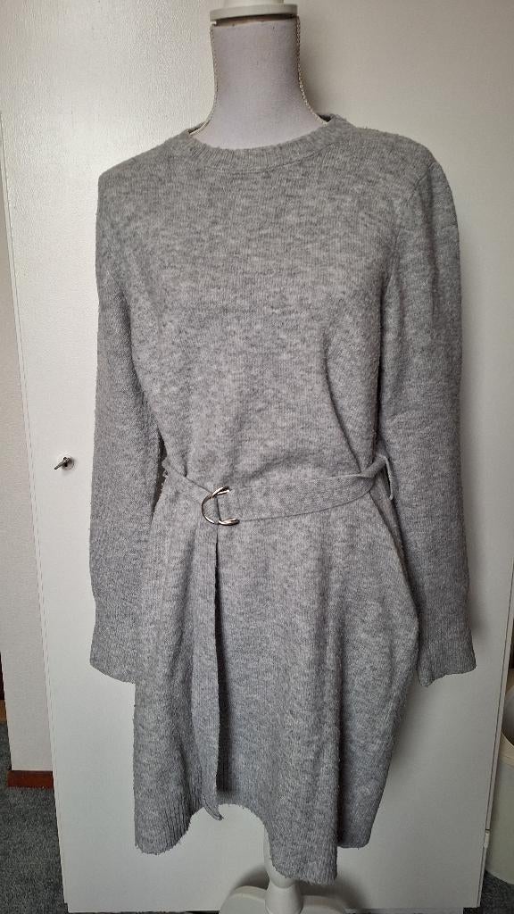 (JU10) Warme grijze trui/jurk met ceintuur – Primark, M, Maat 38/40 (M), Primark, Ophalen of Verzenden, Zo goed als nieuw