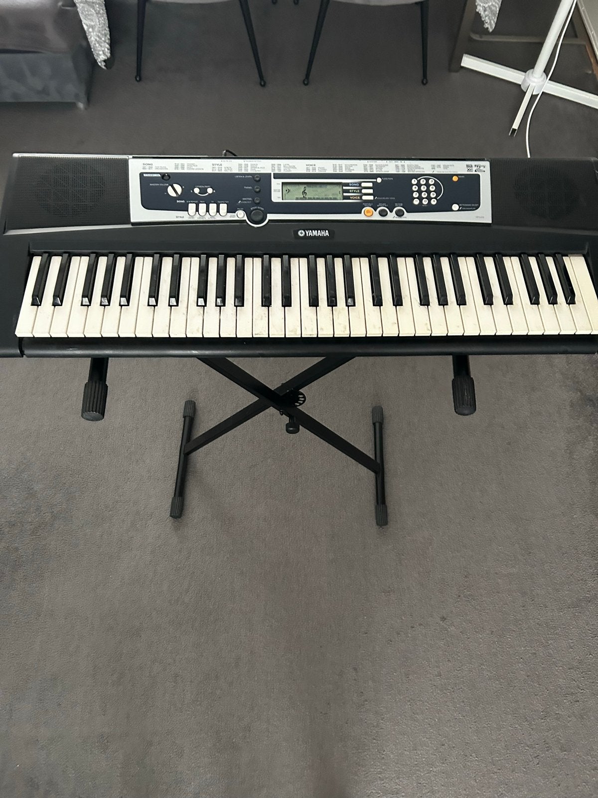 Yamaha YPT-210 keyboard, Muziek en Instrumenten, Keyboards, Yamaha, Ophalen of Verzenden, Met standaard, 61 toetsen